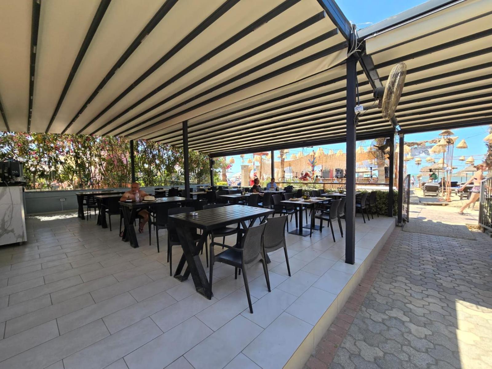 Hotell Okej Golem (Tirana)