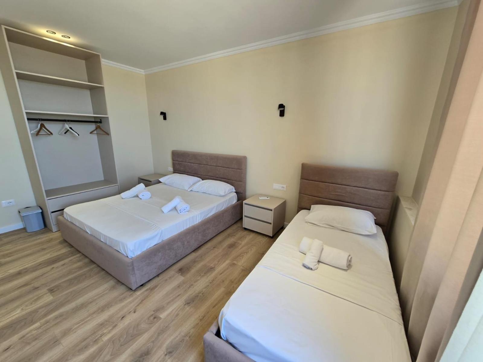 Hotell Okej Golem (Tirana)